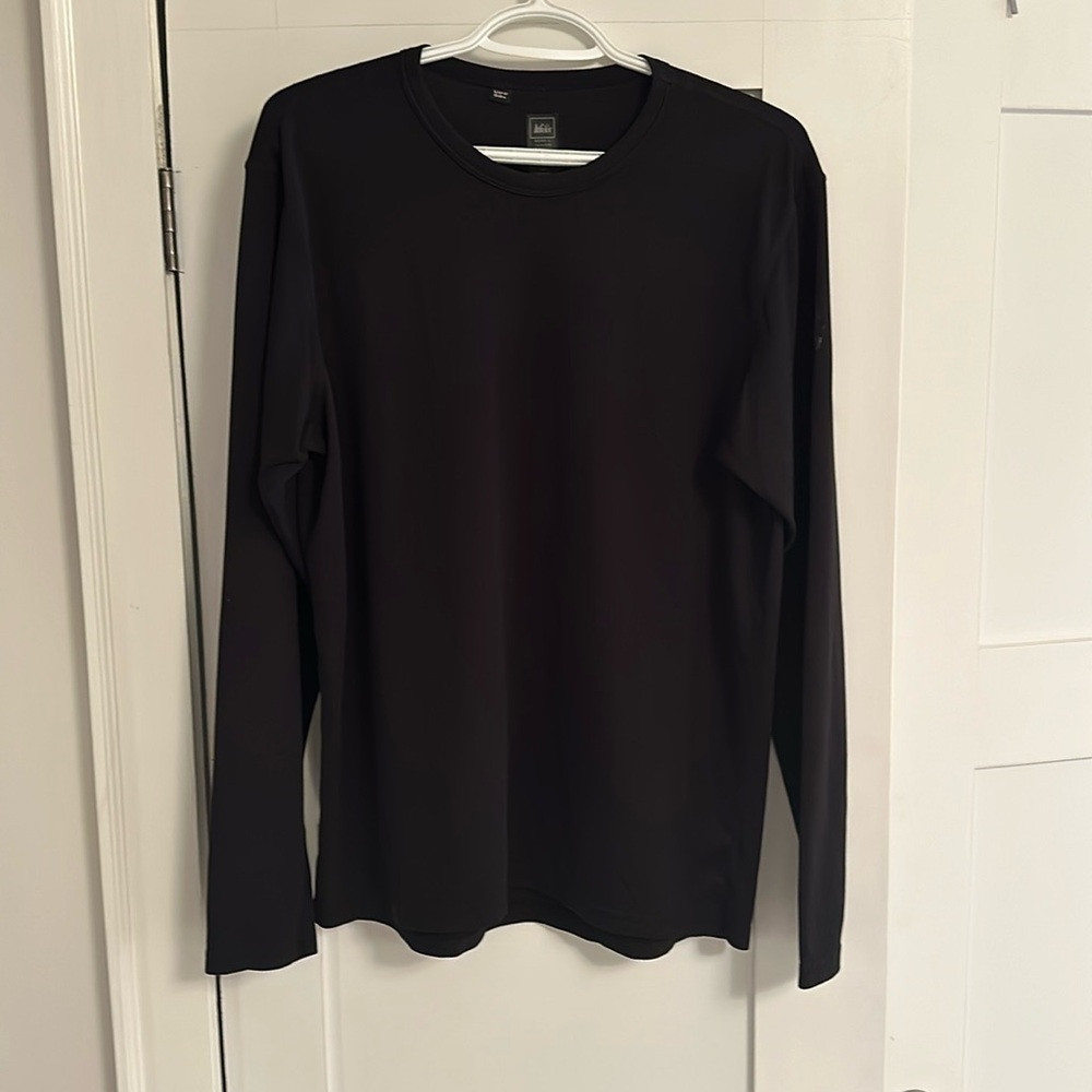 Long Sleeved Sports Top